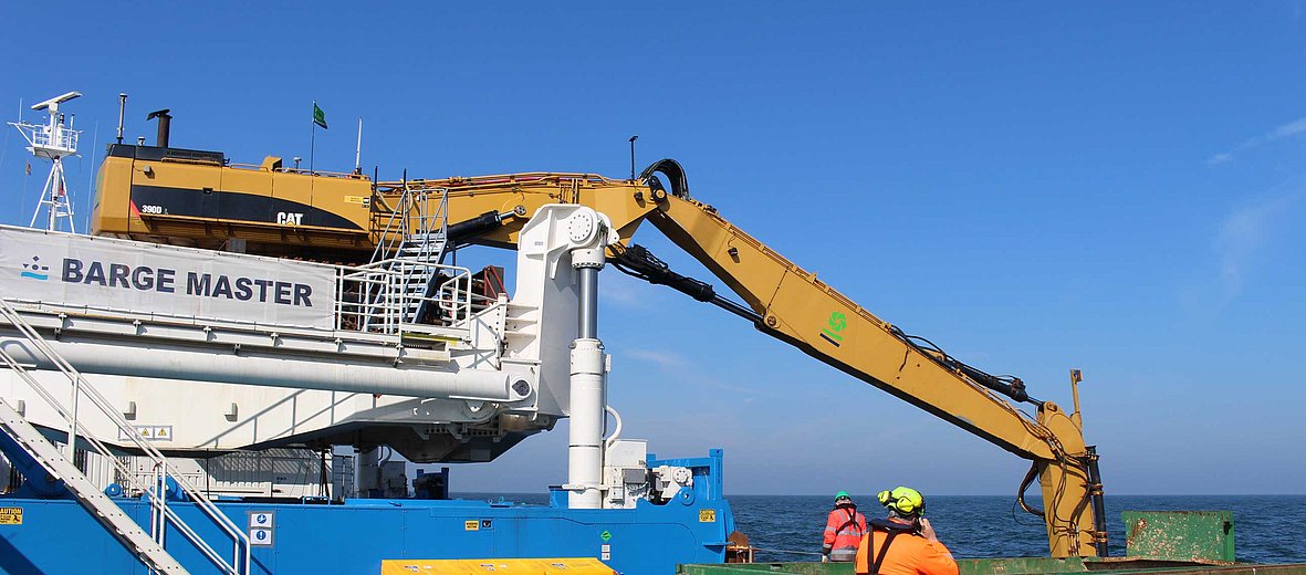 BM-T700 motion compensated floating subsea excavation